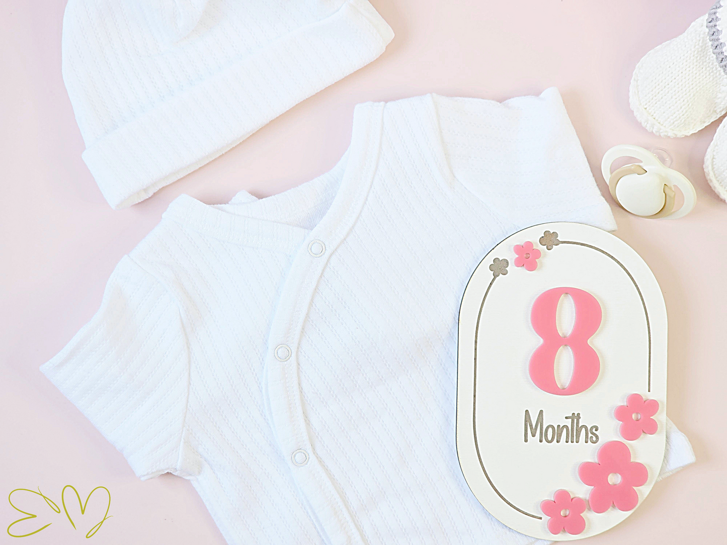 Baby Monthly Milestone Markers