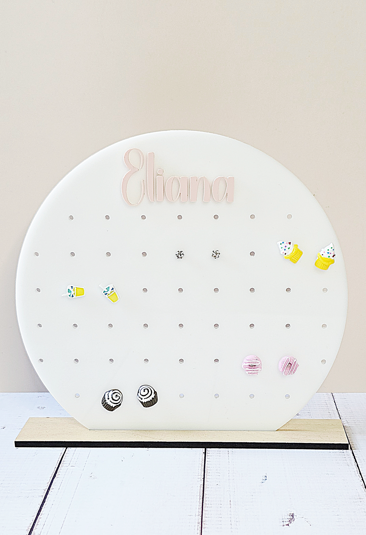 Personalized Rounded Acrylic Earring Holder Stand